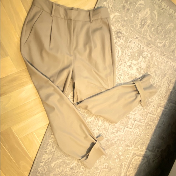 Aritzia Beige Dress Pants - Picture 5 of 6